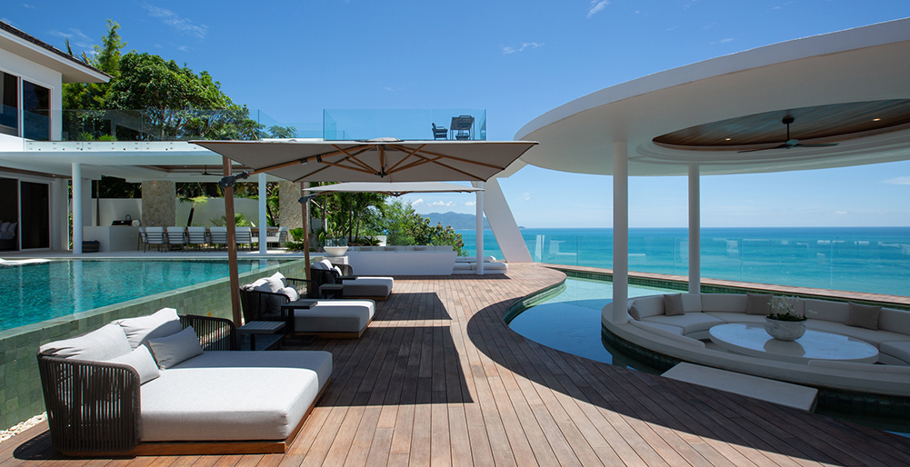 Villa Solana - Relaxing infinity pool lounge and pavilion sala